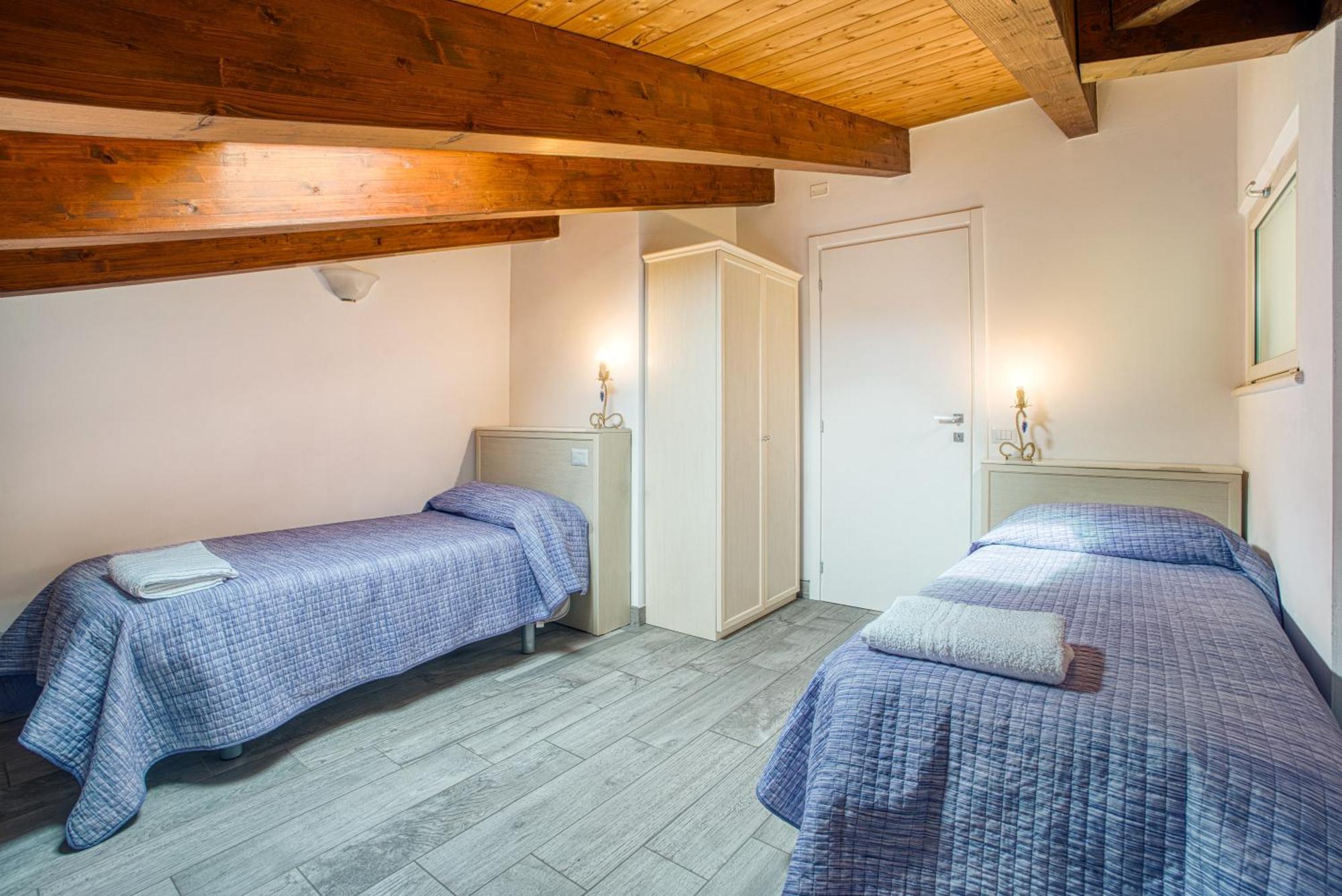 Casavacanzelemore - Casa Zoe Valfabbrica Exteriér fotografie