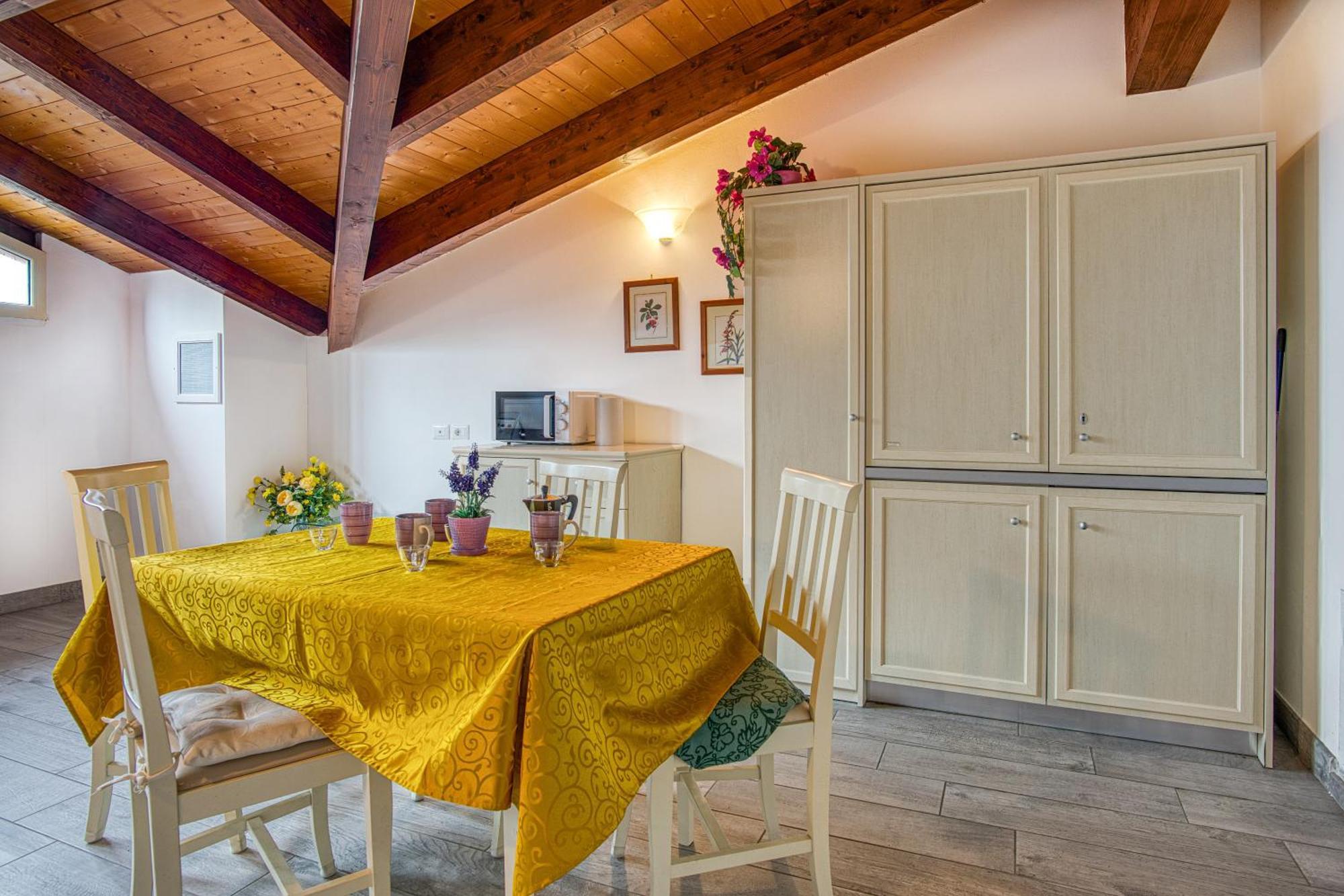 Casavacanzelemore - Casa Zoe Valfabbrica Exteriér fotografie